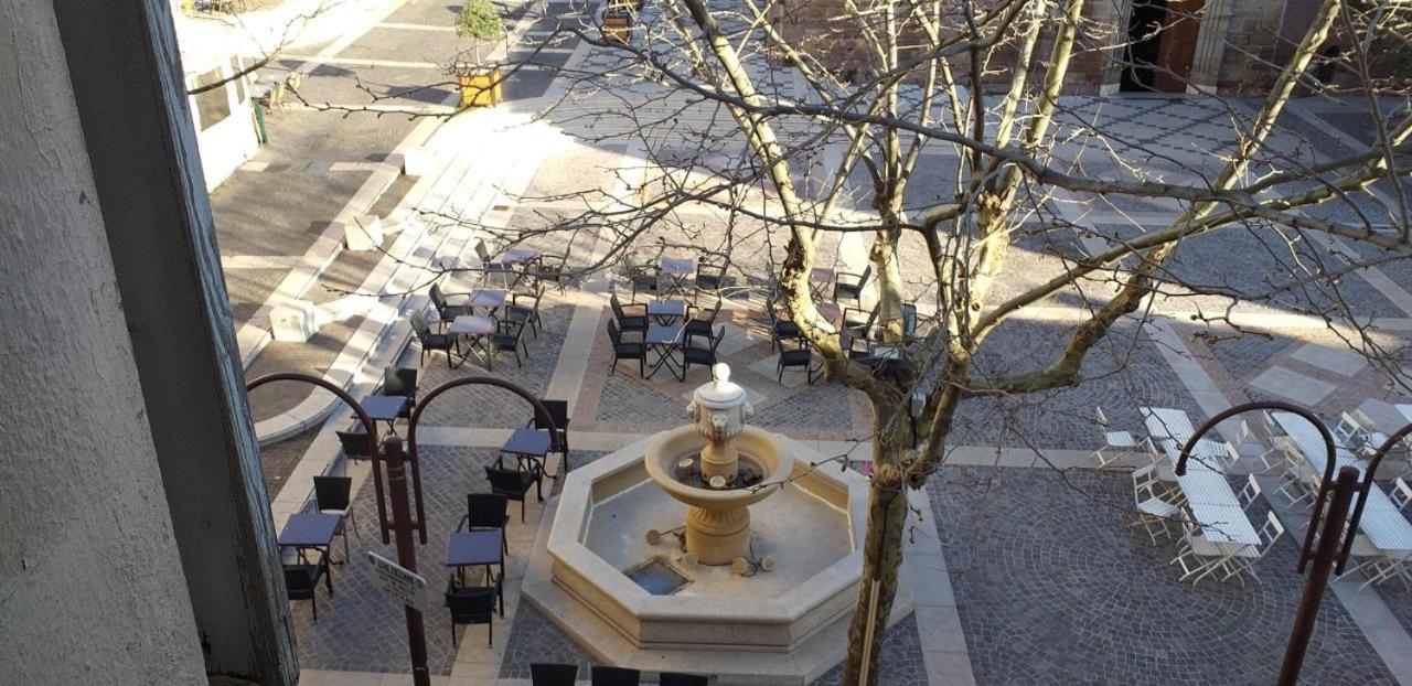 شقة Centre Historique De Frejus - Face A La Mairie المظهر الخارجي الصورة